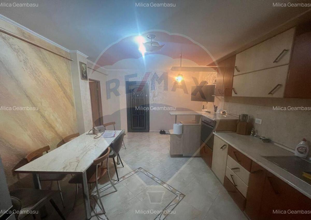 Apartament 3 camere strada Razboieni - 8