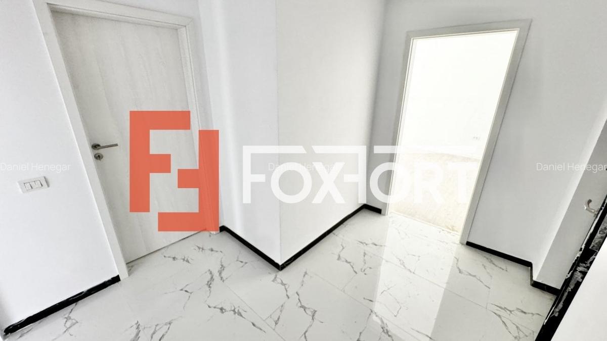 Apartament cu 3 camere semidecomandat în Giroc - 5
