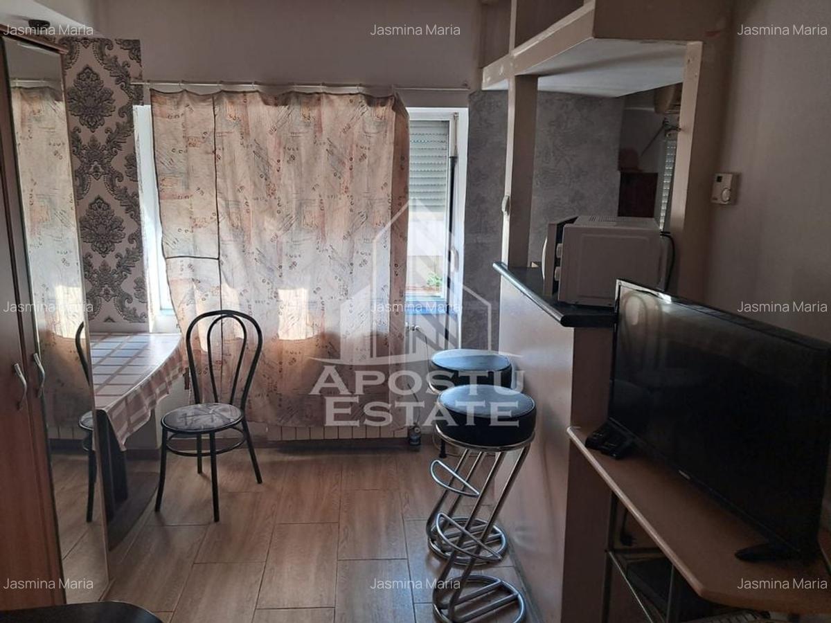 Garsoniera in zona Buziasului de 22 mp, centrala termica si ac - 1