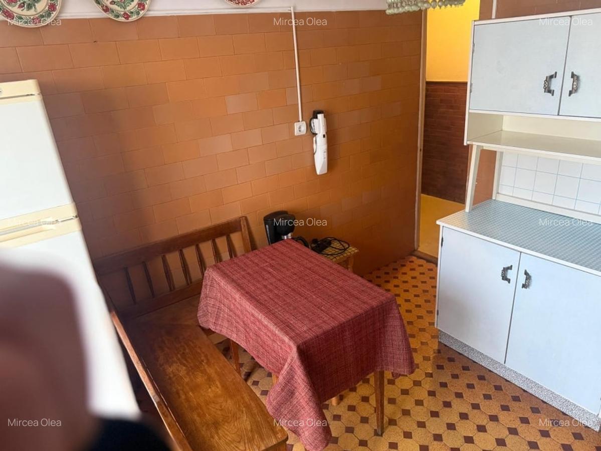 Apartament 5 camere-Scoala de Inot - 10