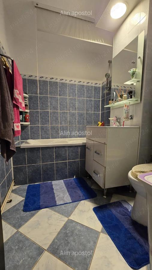 Apartament 3 camere de vanzare Tractoru, Bra?ov - 8 Apartament 3 camere de vanzare Tractoru, Bra?ov - 8