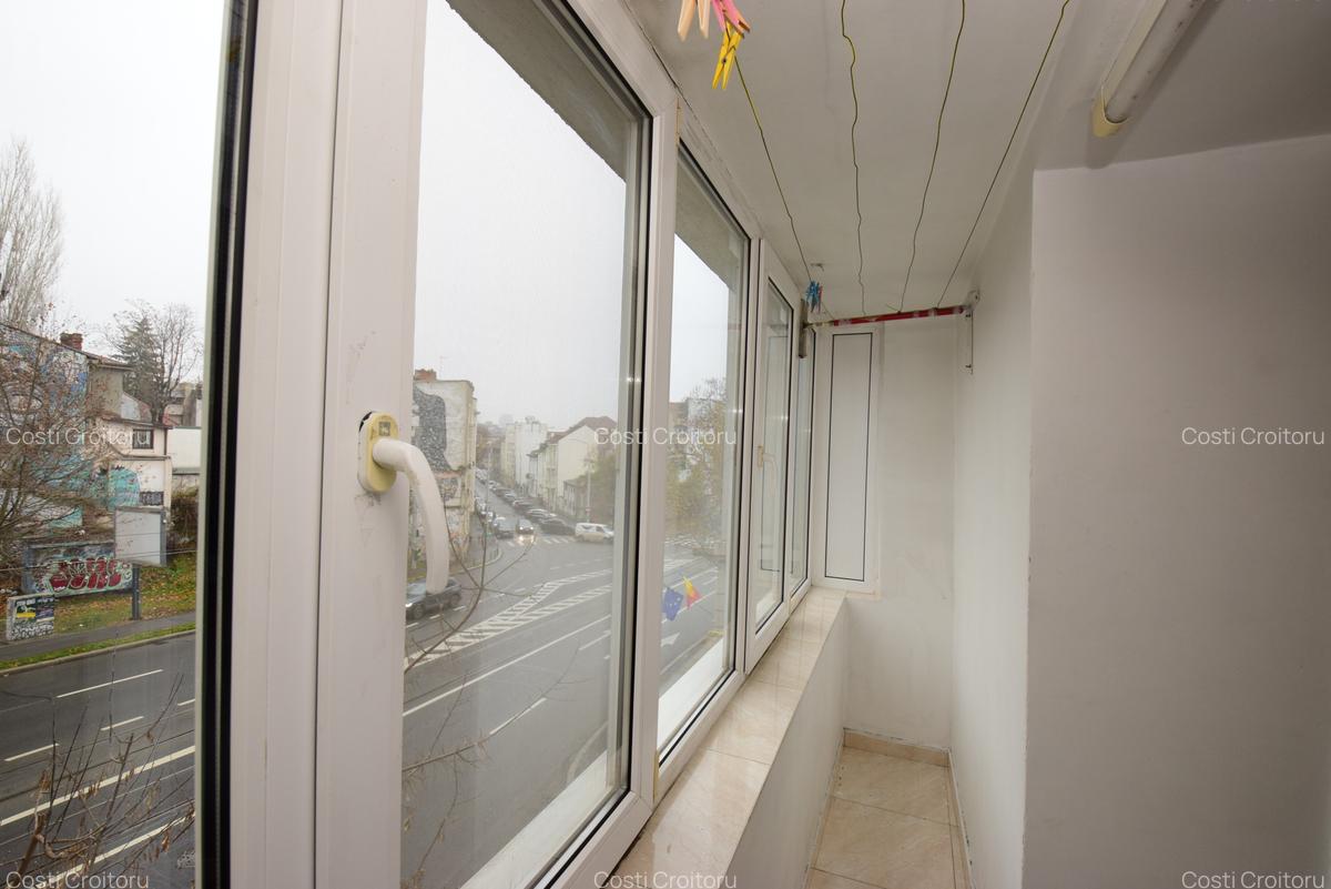 Garsonieră decomandată, bloc 1990, Știrbei Vodă - Berzei - 12