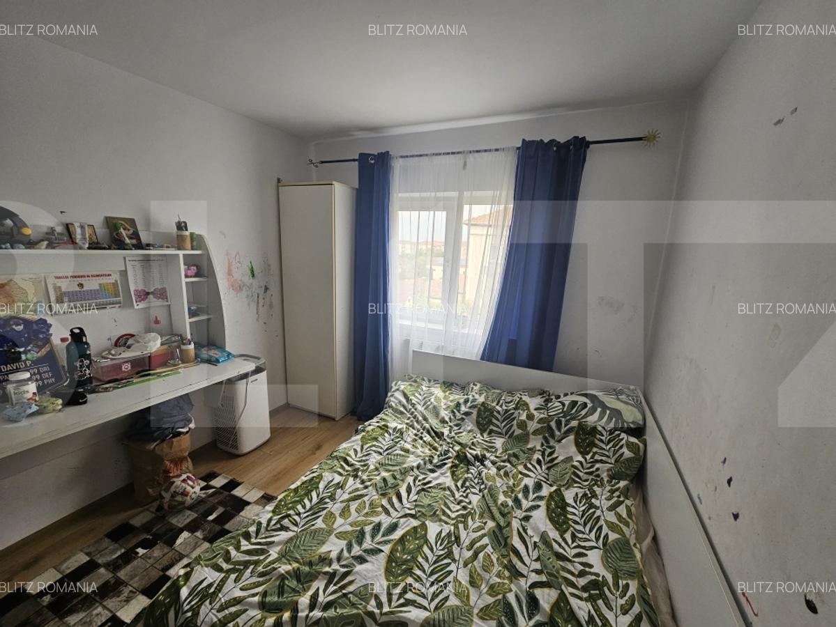 Apartament de vanzare, cu 3 camere, 70 mp, zona Lipovei - 10