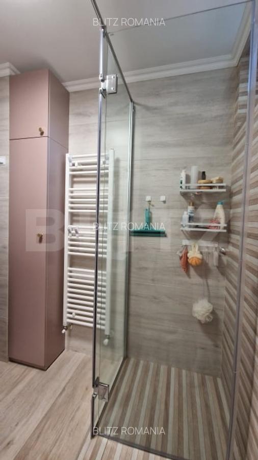 Apartament de vanzare 3 camere, 55 mp, zona Micro 17 - 10