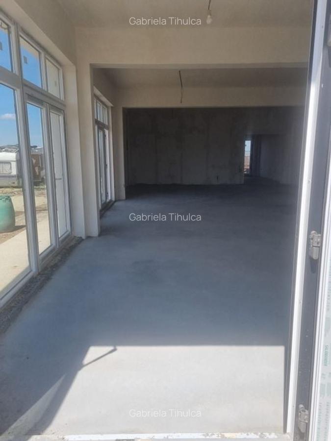 Vânzare rapidă! 4 camere 110 mp + balcon  Etaj 1/4  Finalizat - 11