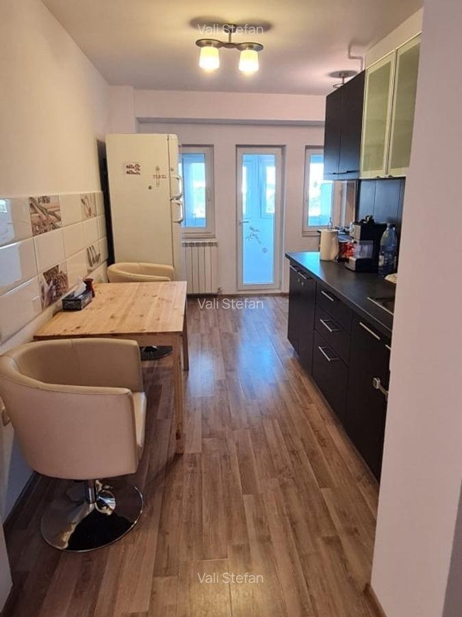 Inchiriere 4 camere Bd. Libertatii - 2
