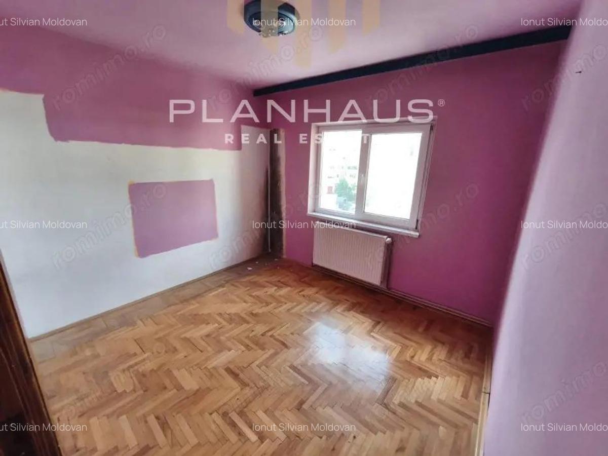 Apartament de vanzare 3 camere, Petru Rare?,etaj intermediar - 3