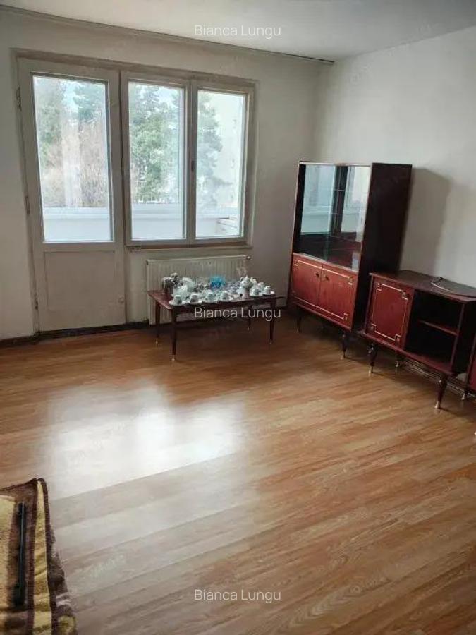 Apartament de 4 camere ( Hol H )-Tractorul - 7