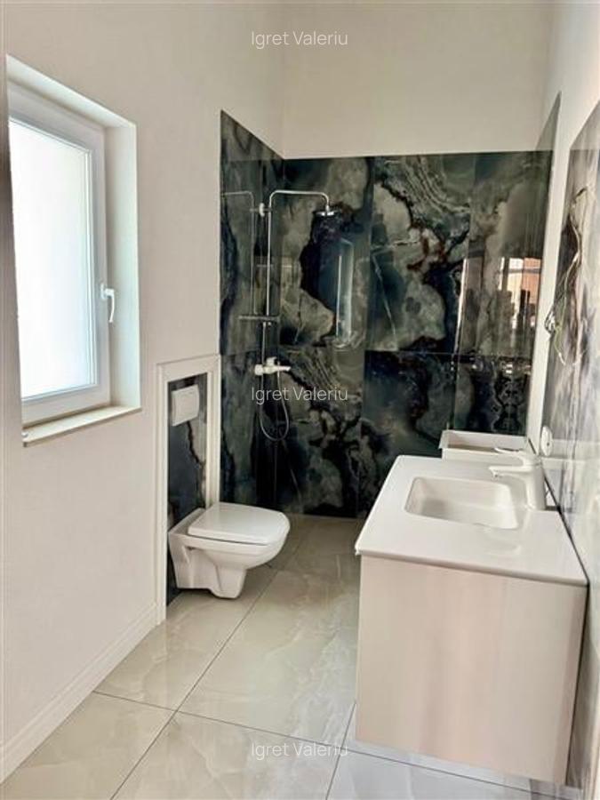 INCHIRIEM Apartament lux  ,ultracentral - 5