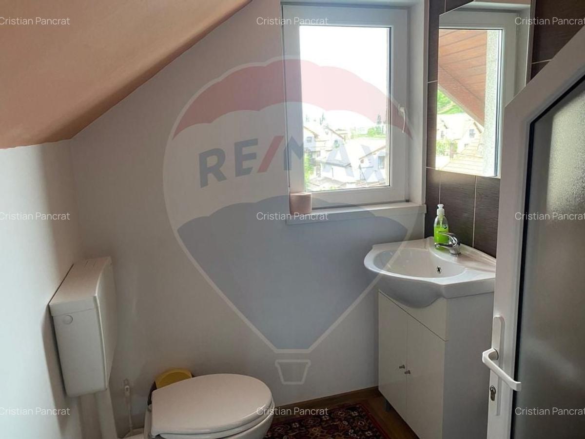 Apartament cu 3 camere de vanzare in Codlea - 19