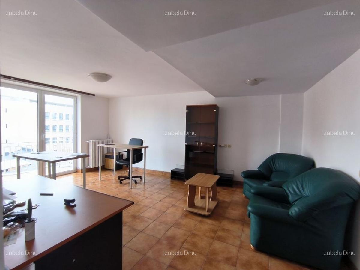 Apartament de vanzare  3 camere decomandat - Piața Romană RISC 1 - 2