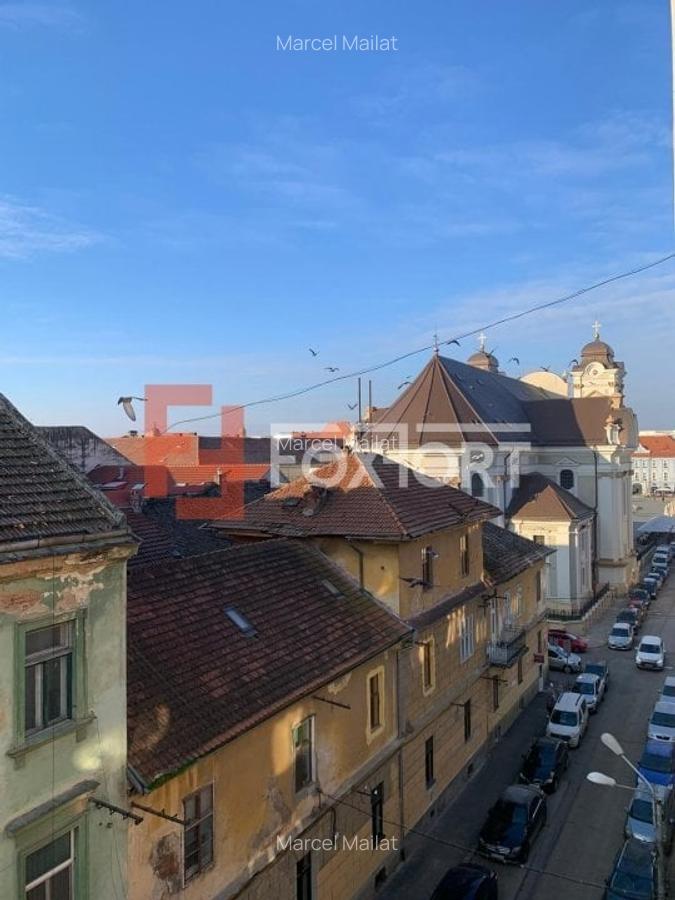 Apartament cu 4 camere decomandat în Ultracentral - 2