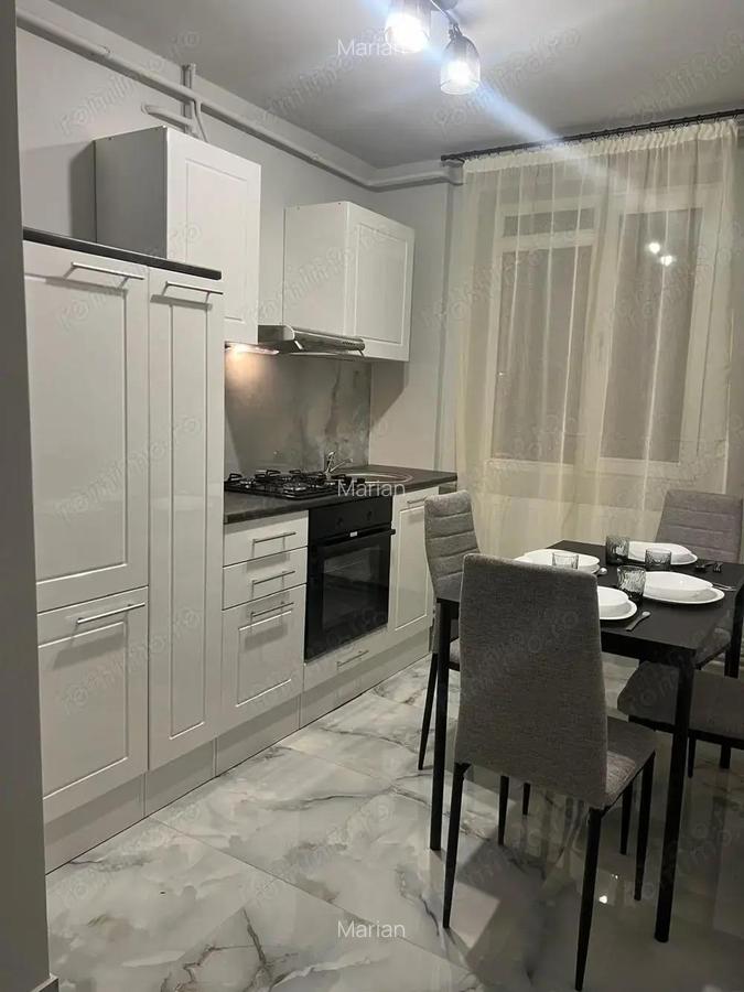 Un superb apartament cu 2 camere de inchiriat in zona Florilor - 1