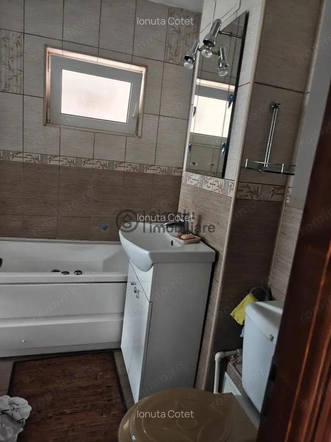 2 camere, etaj 1, centrala termica, Craiovita Noua - 92 000 Euro - 4