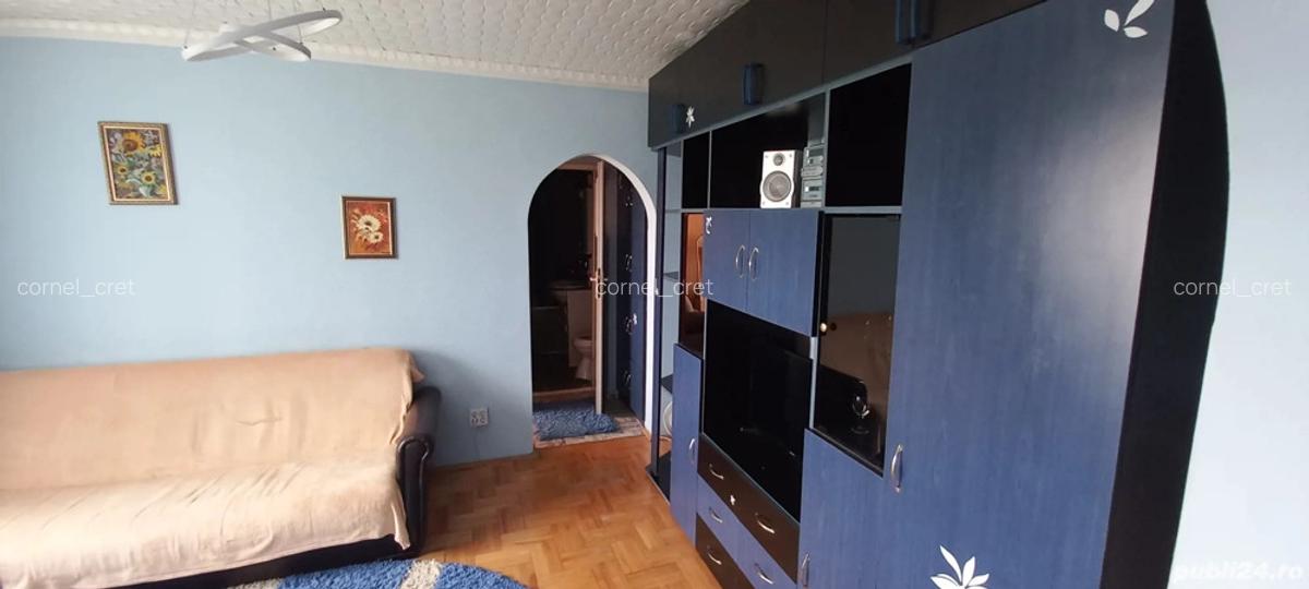 Inchiriez apartament 2 camere - 4