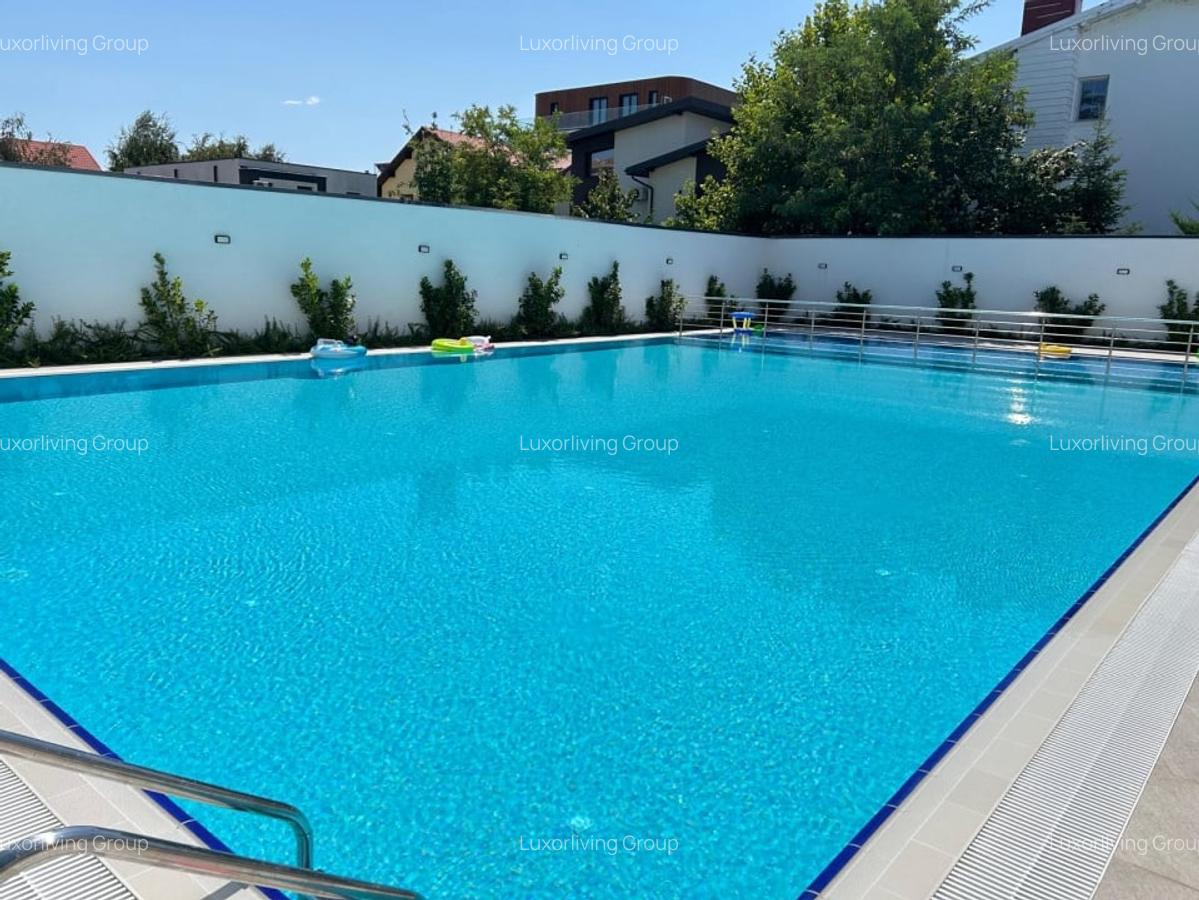 Vila superba in ZENVILLE lux Pipera - piscina exterioara - gradina - 17