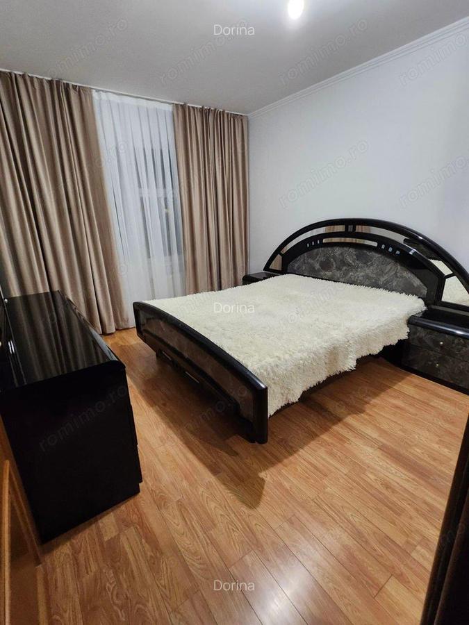 Ofer spre vanzare Apartament 3 camere decomandat Delfinului - 3 Ofer spre vanzare Apartament 3 camere decomandat Delfinului - 3