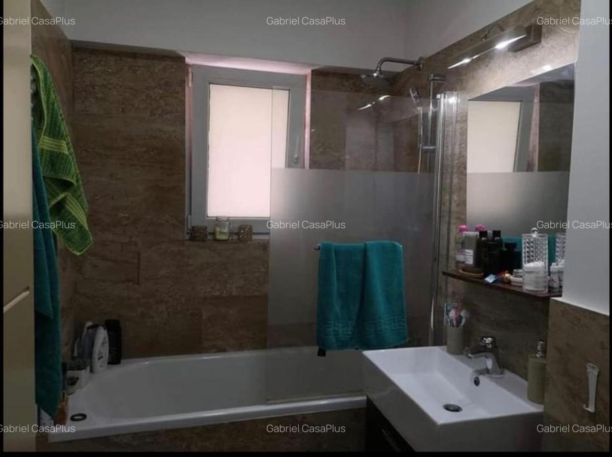 Apartament cu 3 camere semidecomandat în Tătărași - 8