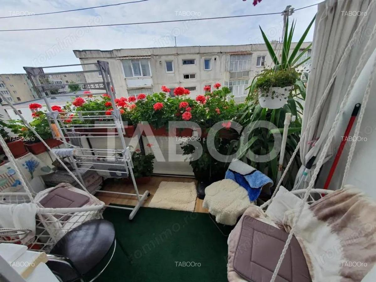 Apartament 3 camere zona 1 Decembrie 65 mp utili + 5 mp balcon - 8