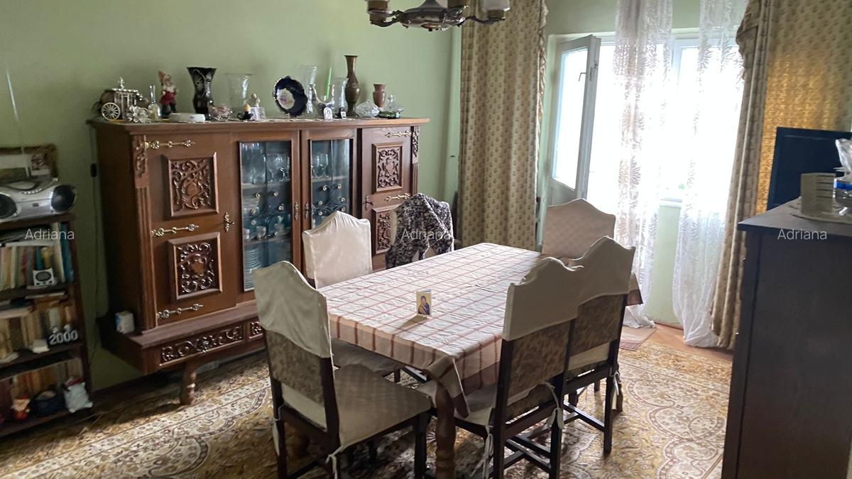 Apartament cu 3 camere decomandat în Bucovina - 1