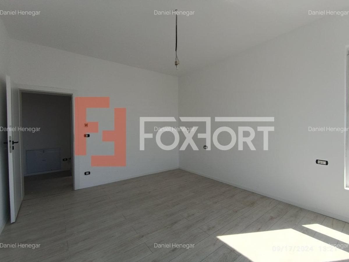 Apartament cu 3 camere semidecomandat în Giroc - 18