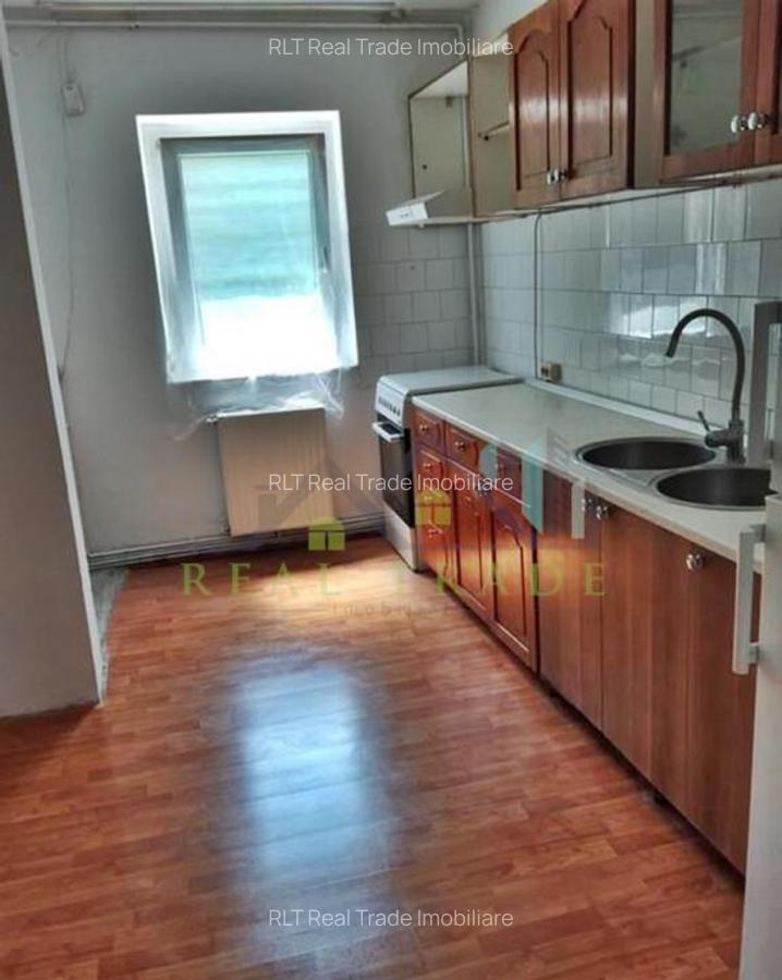 Apartament 3 camere decomandat etajul 1 Judetean - 2
