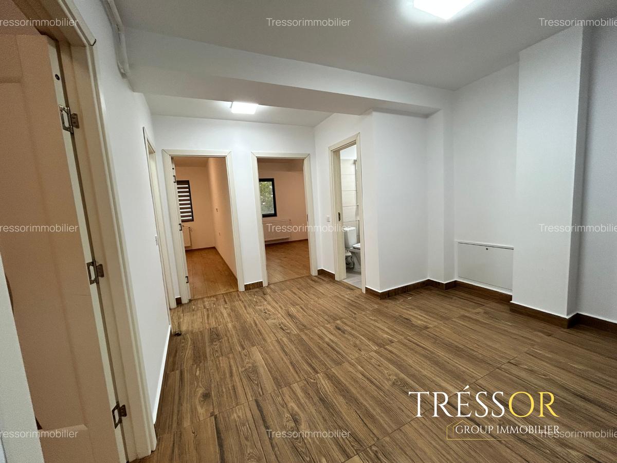 3 camere decomandat, bloc nou, etaj 1, zona Universitate Campus - 5