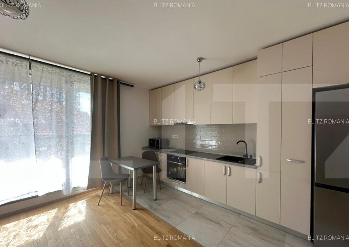 Apartament de vanzare, tip studio, 35 mp, zona complexul rez - 17