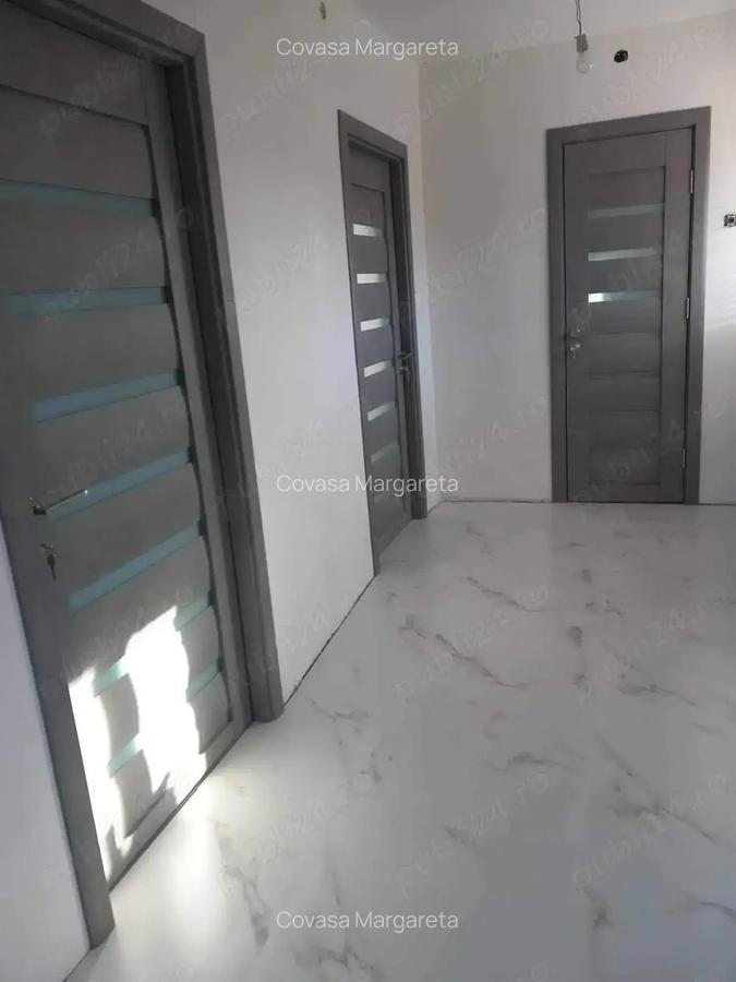 Casa de vanzare in sat Pietreni , jud Constan?a - 2