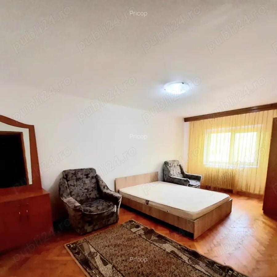 Inchiriez apartament 3 camere, zona Pacurari (Petru Poni) - 8