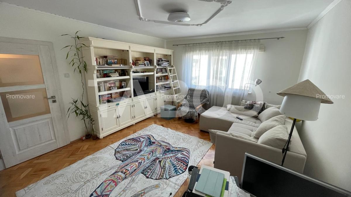 Apartament luminos 3 camere de vanzare Terezian cu vedere spre munti - 2