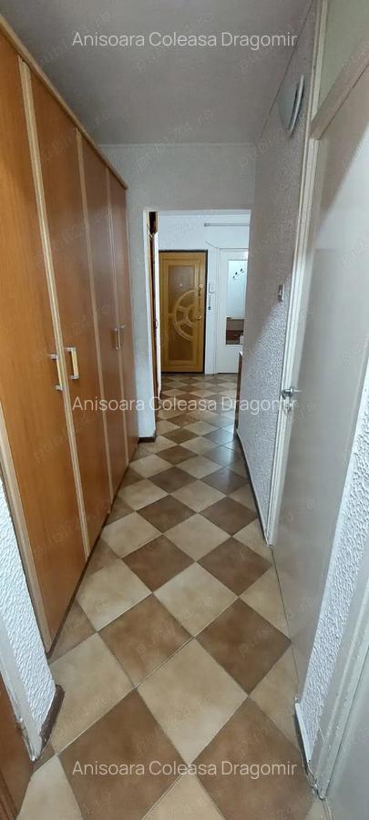 Vanzare apartament 3 camere - 3