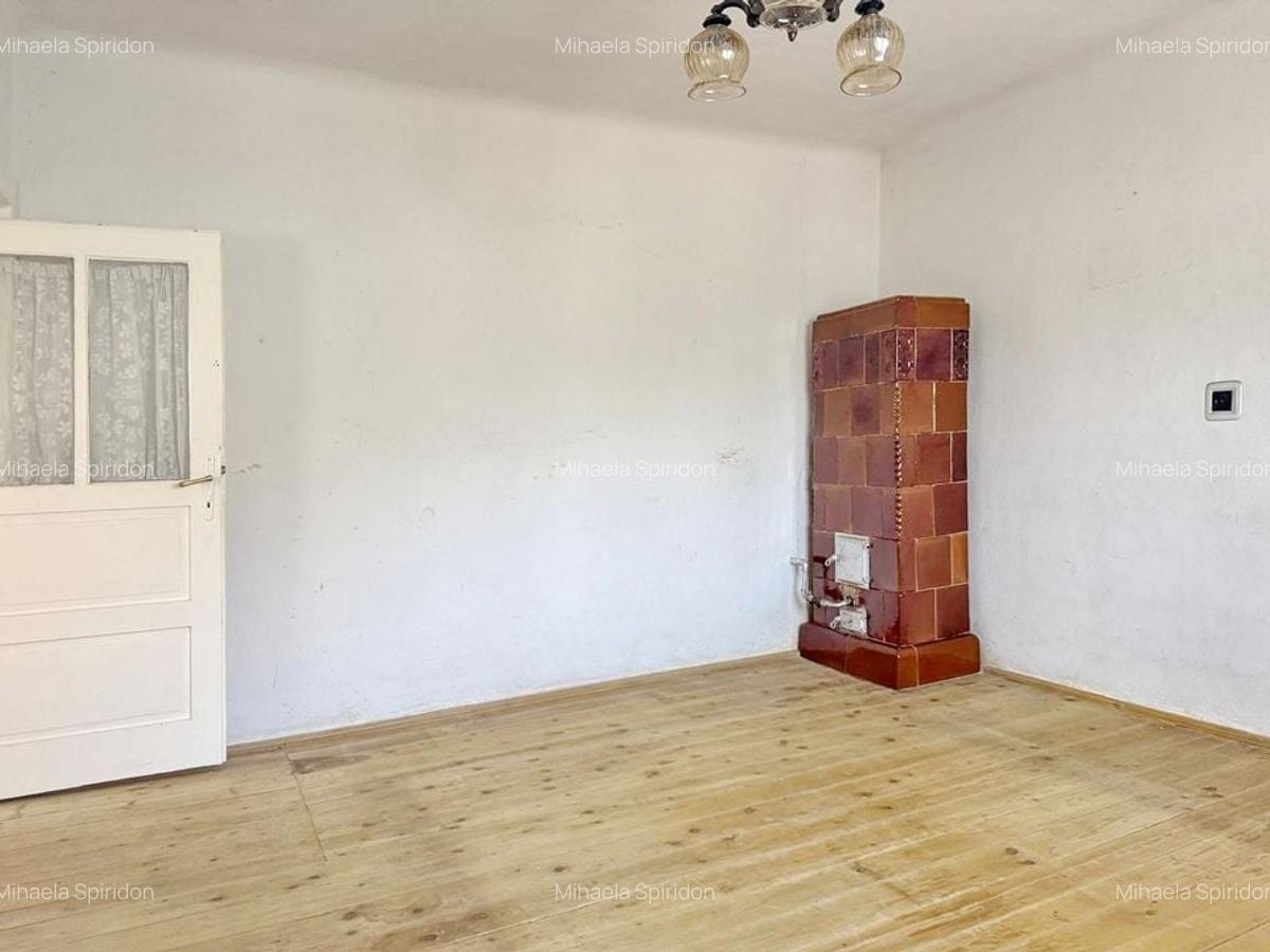 CASA CU POTENTIAL IN CARTIERUL FLORILOR - 4
