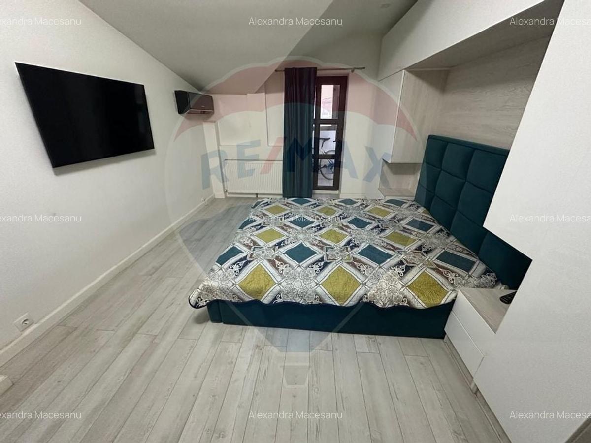 Apartament cu 4 camere de vanzare in zona Rovine - 13
