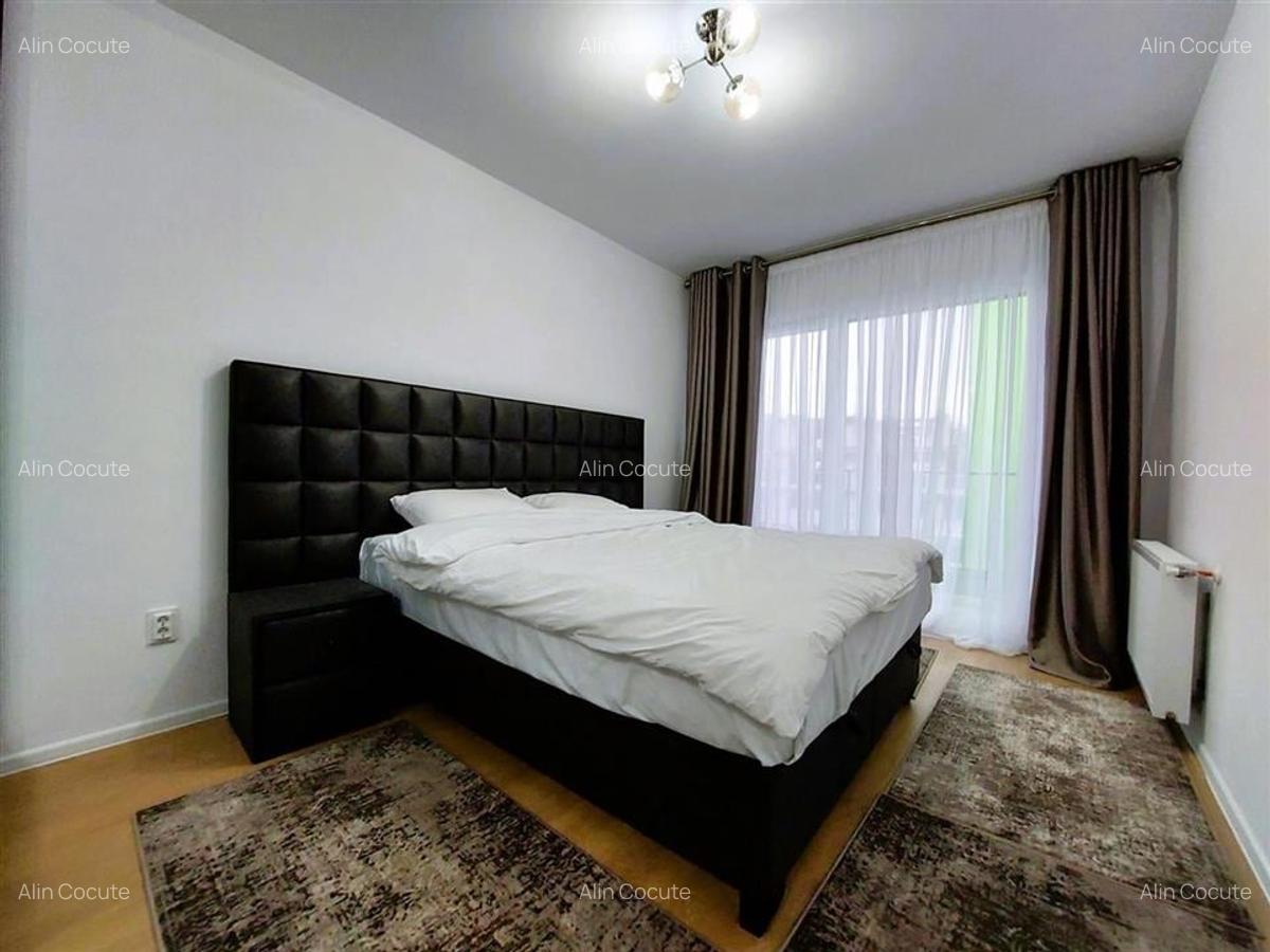 Apartament cu 3 camere decomandat, mobilat în Tractorul - 3