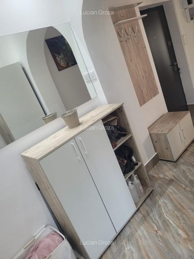 VAnzare apartament 23 camere Bucurestii Noi - Bloc Rusesc - 12