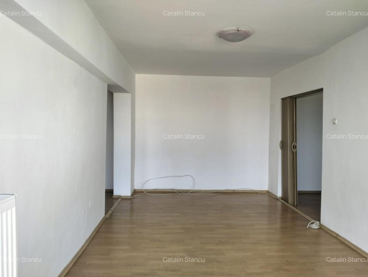 Apartament 2 camere Unirii Sud. Doar bucataria mobilata si utilata. - 12