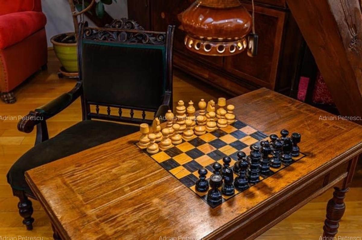 Descopera eleganta istorica si calatoreste in timp, in inima Brasovului - 4