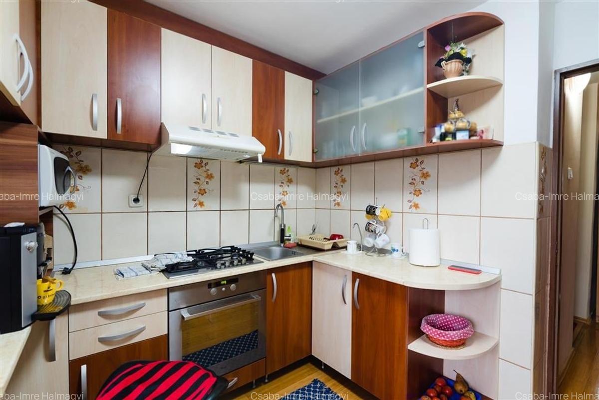 Apartament cu 3 camere decomandat în Rogerius - 4