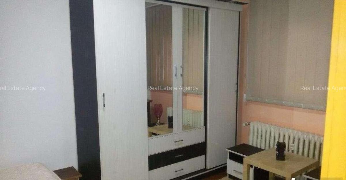 1 camera in zona Complexului Studentesc - 2