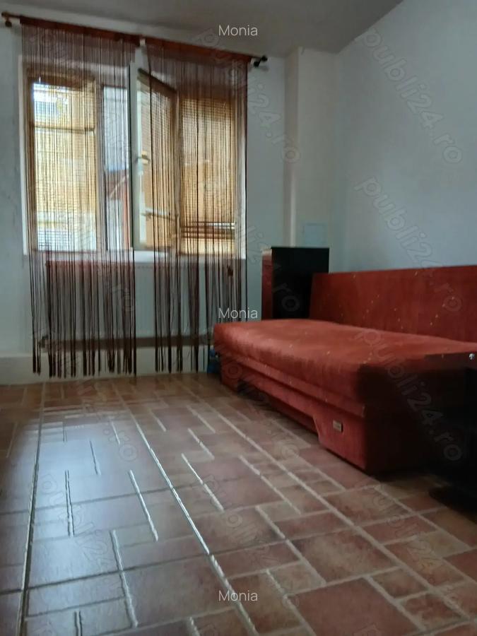 Proprietar inchiriez garsoniera 25mp, Lipovei - 2 Proprietar inchiriez garsoniera 25mp, Lipovei - 2