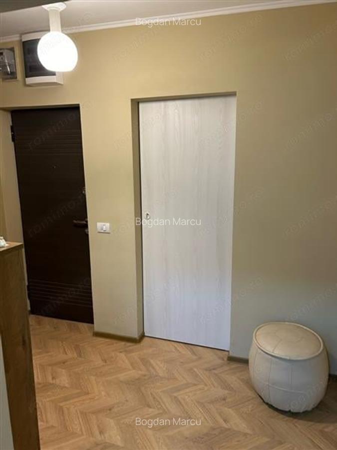 Ultracentral, mobilat si utilat modern, - 4