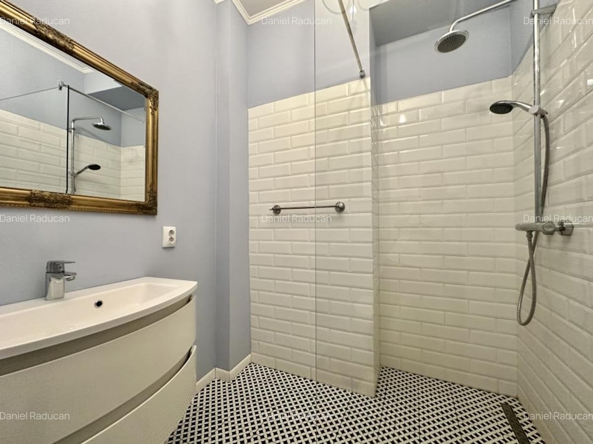 Inchiriere Apartament 3 camere, ultracentral, Bulevardul Eroilor - 11