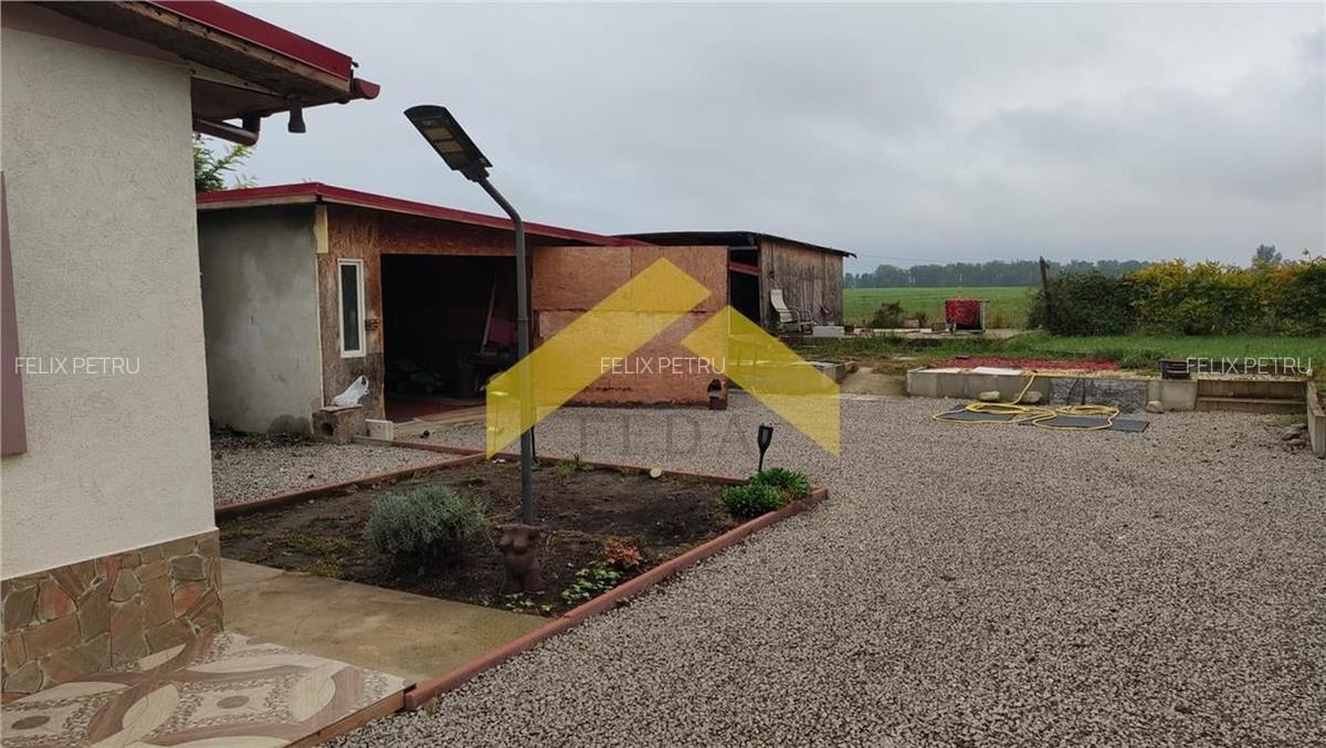 Casă individuală cu 3 camere în Aurel Vlaicu - 3