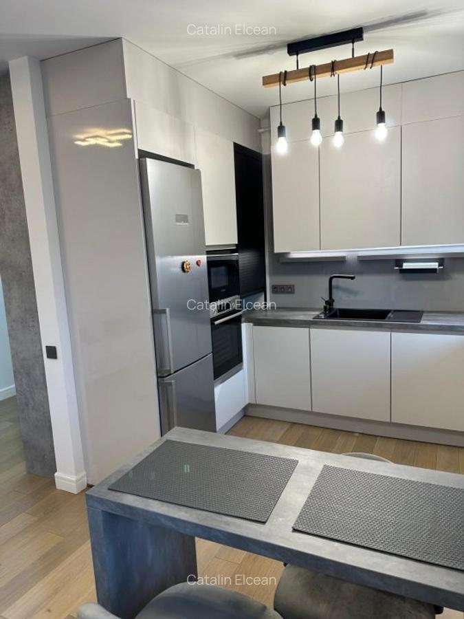 Apartament cu 2 camere si garaj Centru - langa The Office - 13