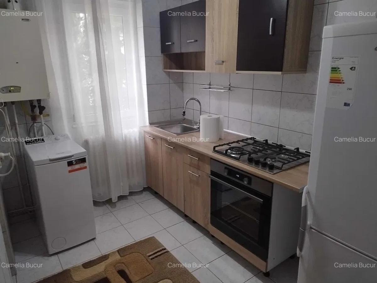 Apartament cu 2 camere semidecomandat în Podu Roș - 7
