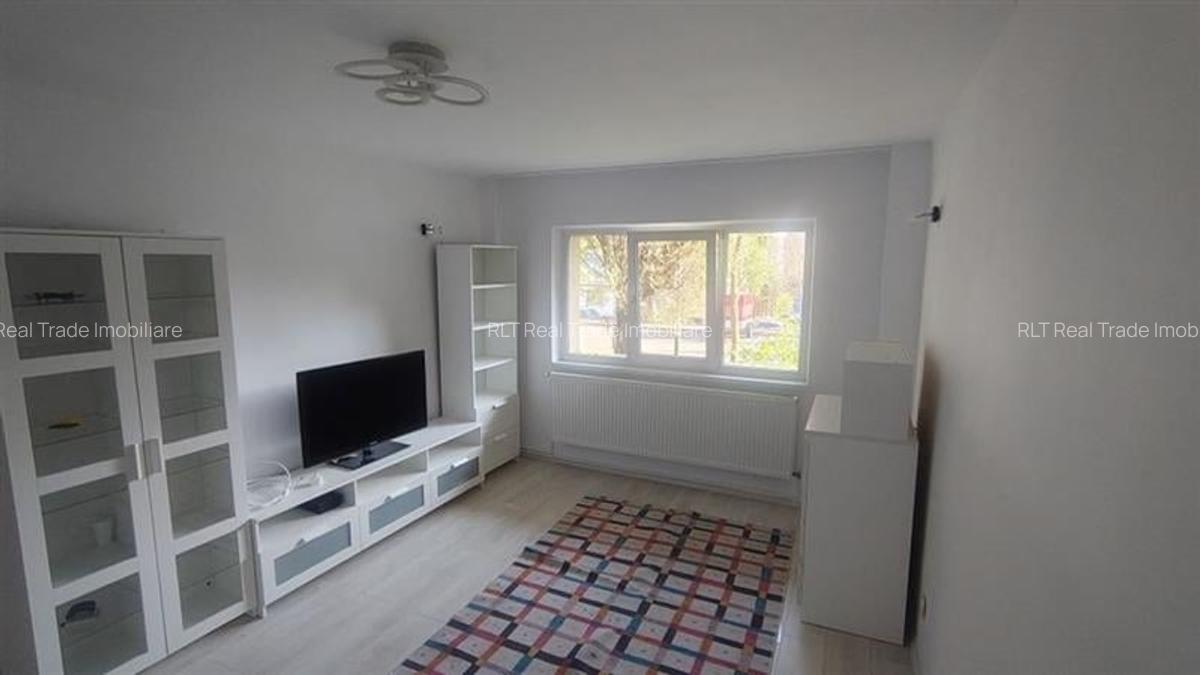 Apartament cu 3 camere decomandat, mobilat în Răcădău - 2