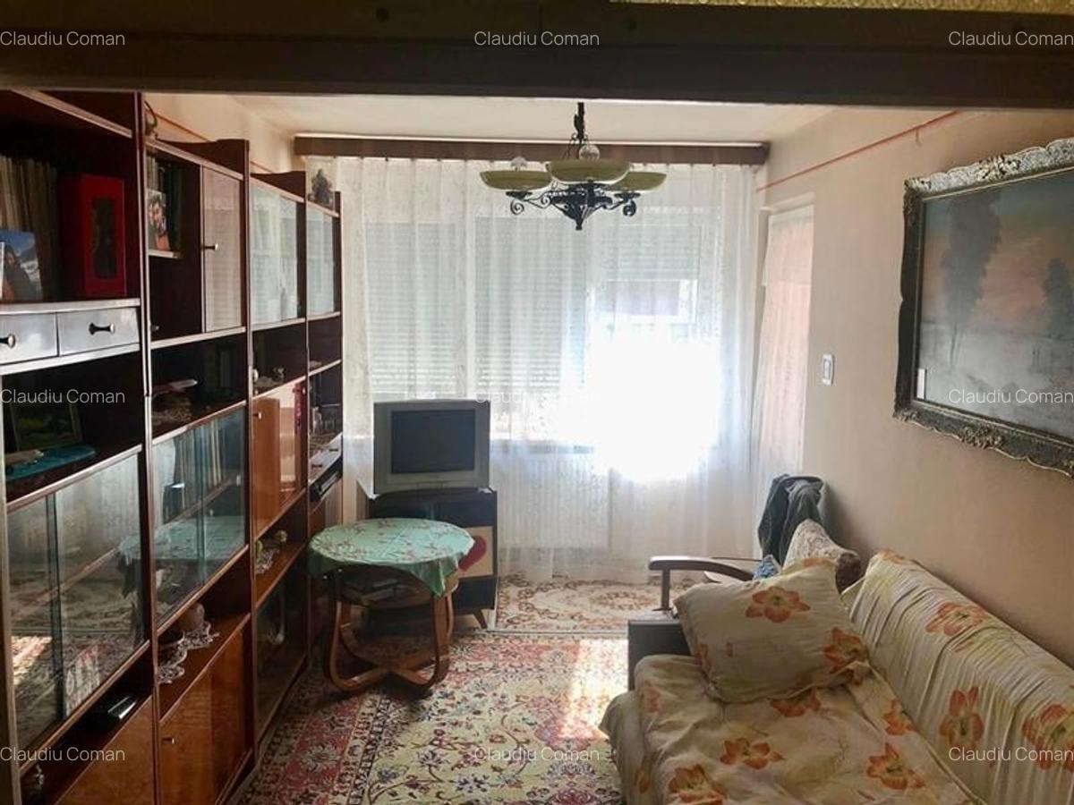 Apartament 4 camere, 120 mp, 209900 euro. 2 locuri parcare. Comision 0% - 5