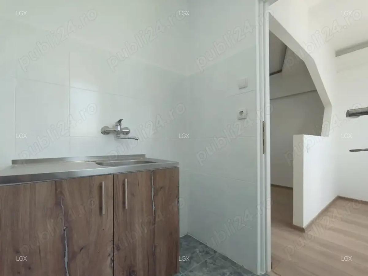 Garsoniera Democratiei, Value Center si Pleiades - 8 Garsoniera Democratiei, Value Center si Pleiades - 8