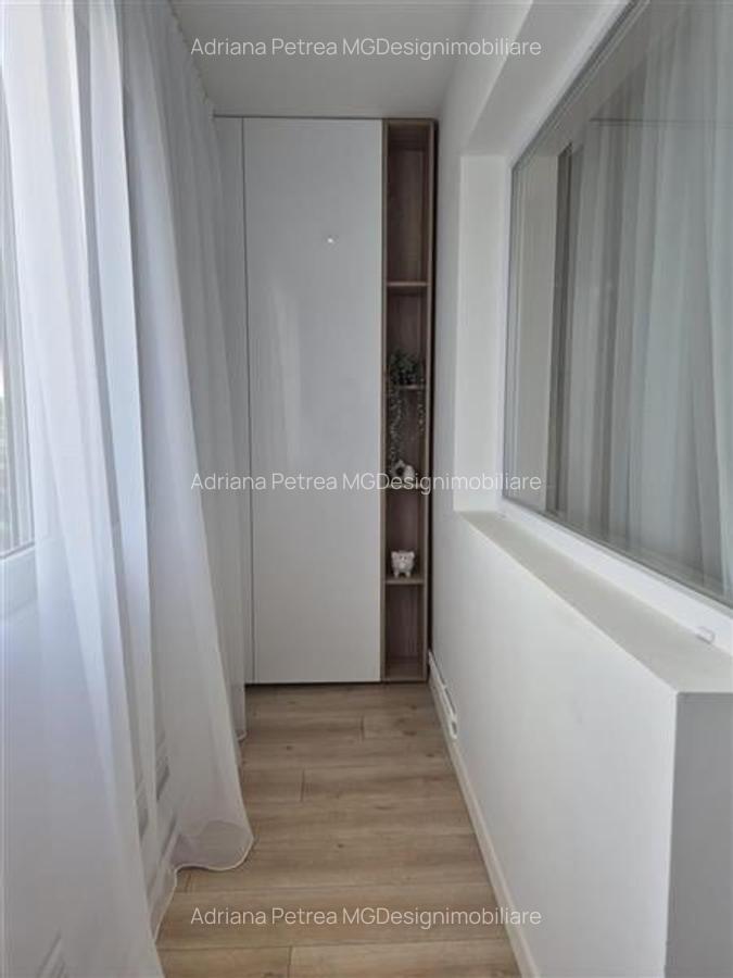 Apartament cu 3 camere semidecomandat, mobilat în Circumvalațiunii - 22